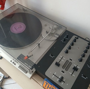 Πικαπ Technics & μείκτης Stanton