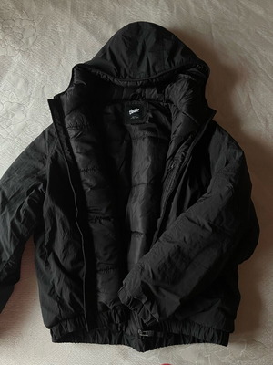 Pull & Bear jacket Large black like new