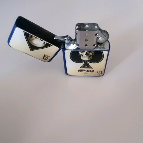 Windproof lighter like new