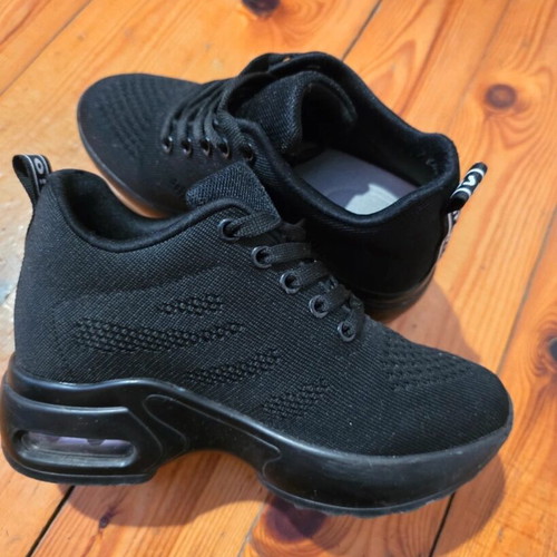 Shein women's sneakers with 9cm heel like new, black