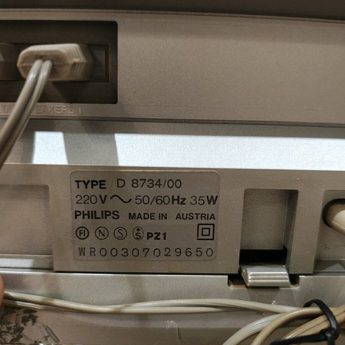 Philips D8734 boombox used, radio works