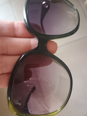 Γυαλιά ηλίου Dior μεταχειρισμένα, μεγάλος δίχρωμος σκελετός με πράσινο