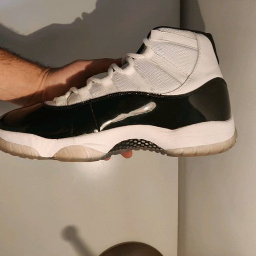 Air Jordan Retro 11 Concord 2018 like new men's sneakers EU45