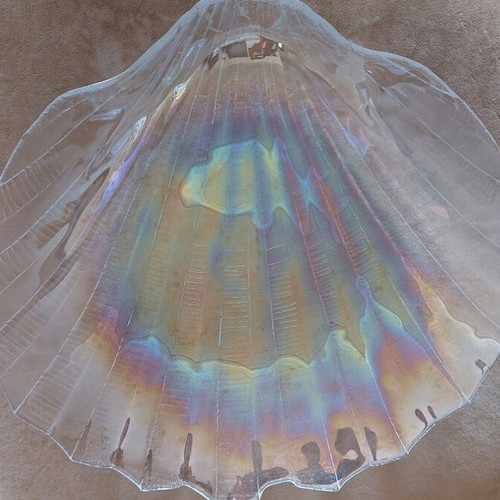 Glass platter in shell shape like new
