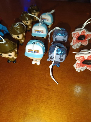 Stranger Things Funko Kinder Joy καινούργιο, πακέτο 11 τεμαχίων