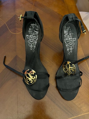 Women's black satin shoes size 38 with gold detail, like new
