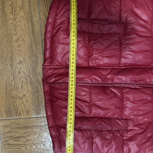 Red sleeveless puffer vest XS