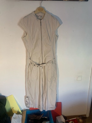 JLo one-piece jumpsuit like new, beige, size L