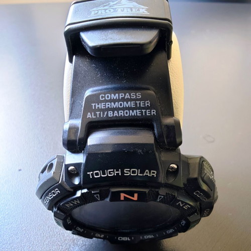 Casio Protrek PRG-240-1ER watch like new, solar powered, outdoor features