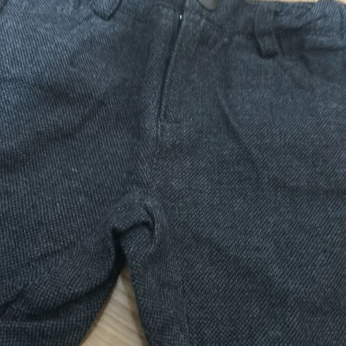 Baby pants used 12-18 months with cut label