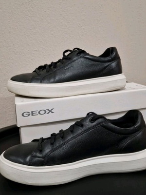 Geox sneakers like new, size 42, black and white