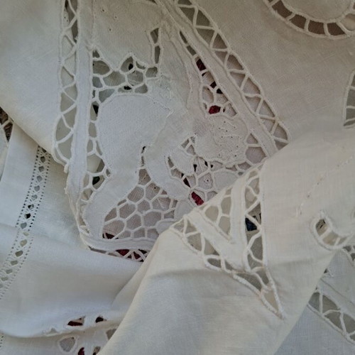 Linen cutwork tablecloth 80×80 classic angel design new