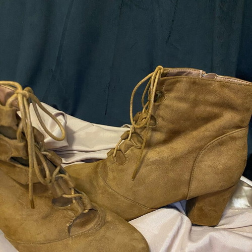 Suede women's ankle boots used, brown beige, size 41