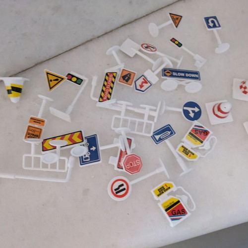 City Play Mat with Traffic Signs like new