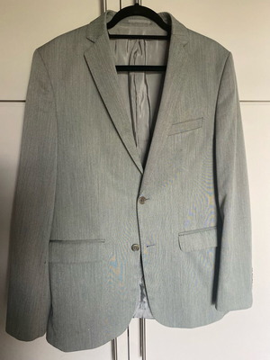 Zara jacket size 50 like new