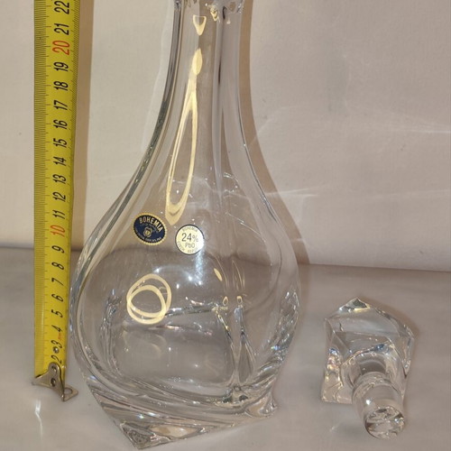 Bohemia Crystal Quadro Decanter like new with matching stopper