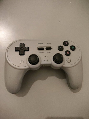 8Bitdo Pro 2 безжичен геймпад като нов за Android, PC, Switch Black