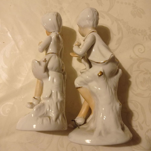 Porcelain decorative children figures used, set of 2