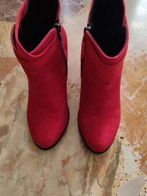 Women's Castor Ankle Boots like new, red, heel 8 cm, size 37