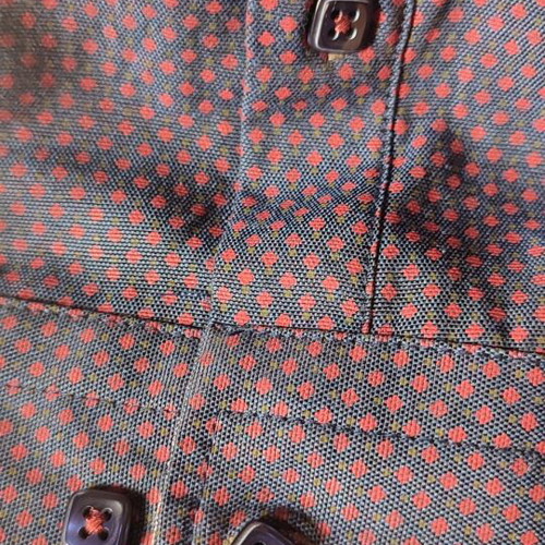 Dash&Dot slim fit shirt like new, blue/burgundy pattern, size S