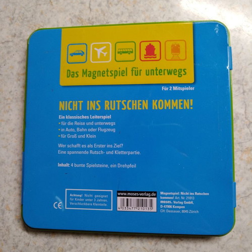 Travel board game in metal box IV like new