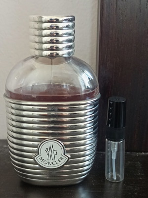 Moncler Pour Femme Eau de Parfum δείγμα 3ml