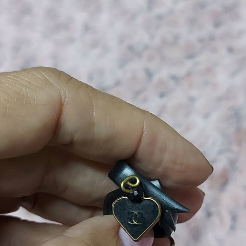 Black ring like new