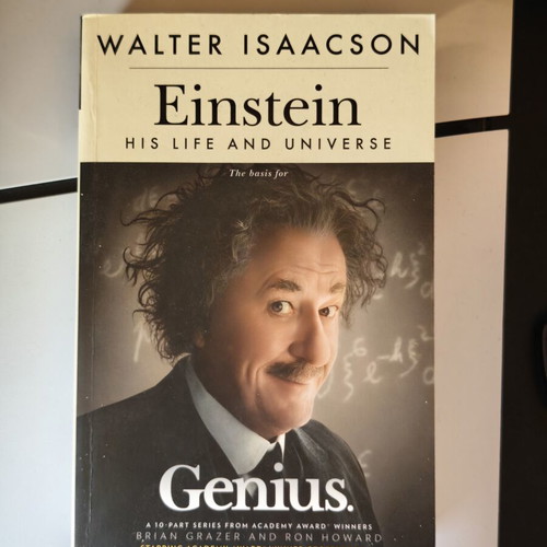 Walter Isaacson Einstein His Life and Universe book used, English