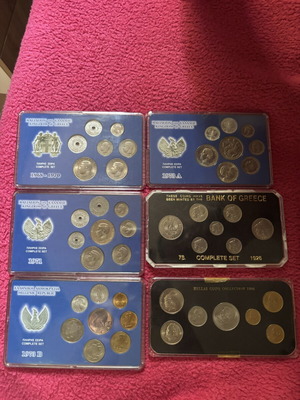 Complete set of 6 coin series in case