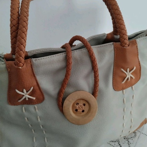 Shoulder bag used, high-quality faux leather in excellent condition
