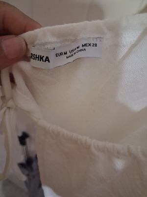Bershka white halter neck top, size M, like new
