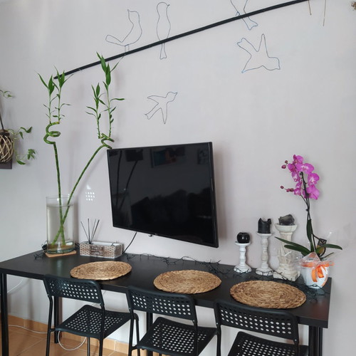 Dining table with chairs new