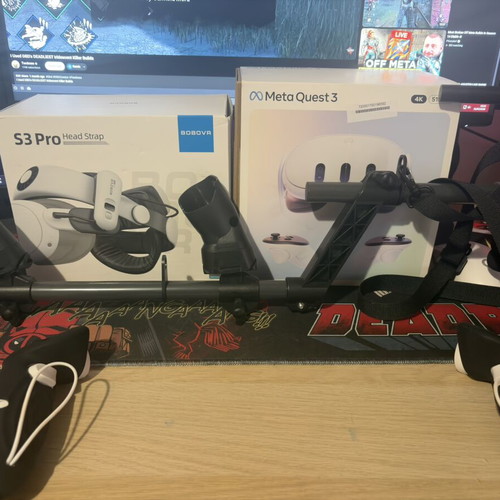 Meta Quest 3 VR headset 512 GB like new with S3 Pro Headstrap and accessories