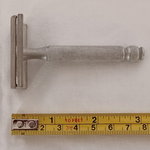 Gillette Tech vintage safety razor used from the 1950s
