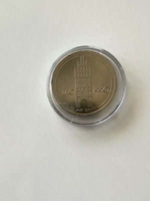Metal coin 1140-1990 like new in case