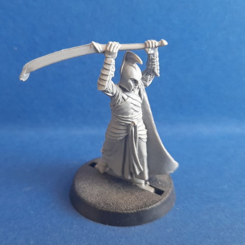 Elf Warrior figure with Elven Blade like new, Lord of the Rings