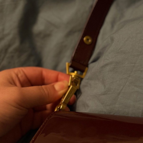 Saint Laurent Voltaire top handle bag new, red patent leather