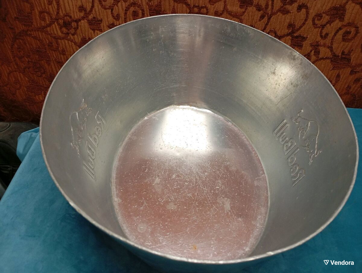 Μεταχειρισμένος κουβάς πάγου RED BULL, αλουμίνιο, κομψό διακοσμητικό