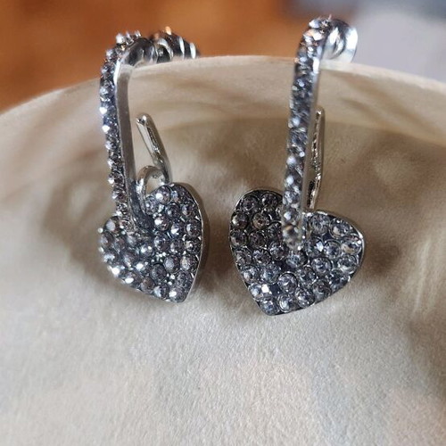 Stainless steel heart earrings with diamonds new