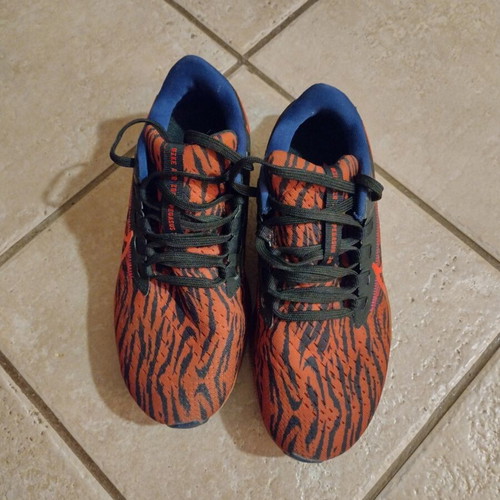 Athletic shoes size 36 like new, multicolor