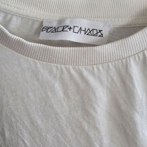 T-shirt Peace And Chaos cotton with cut out and metal details like new, white
