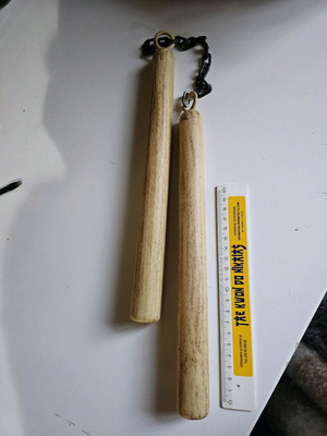 Nunchaku used with plastic handles and chain