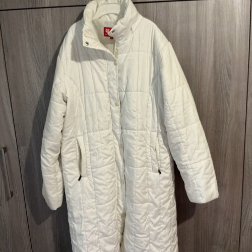 Long white jacket like new