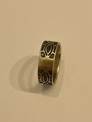 Silver 925 ring like new
