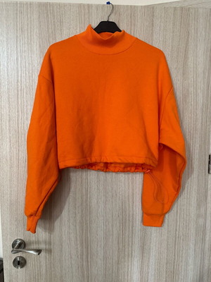 Women's sweater like new, worn once, size S