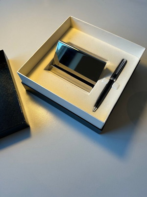 Montblanc Meisterstück Generation luxury set with pen and card holder