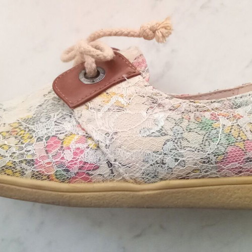 Flat shoes with laces and lace size 37 like new