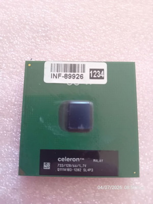 Intel Celeron 733MHz Socket 370 processor used