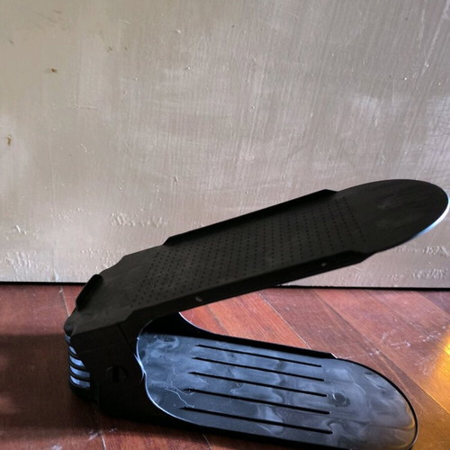 Set of ten adjustable shoe organizers like new