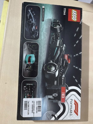 Lego Formula 1 Mercedes AMG new, sealed